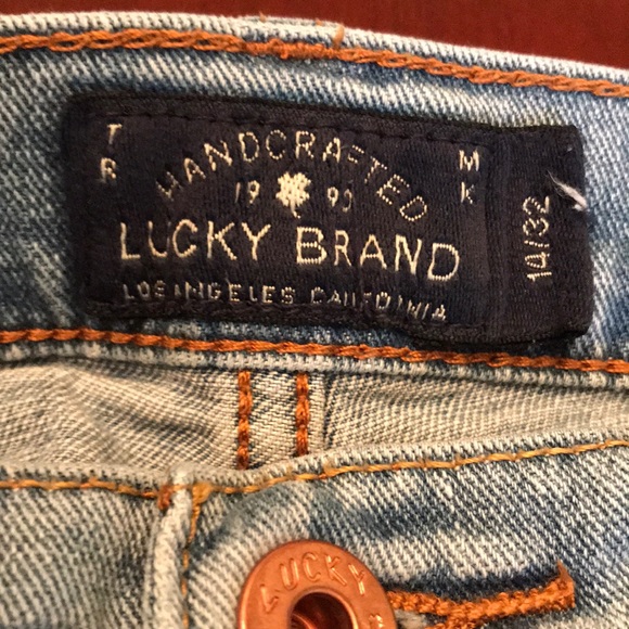Lucky Brand Distressed Jeans - Picture 6 of 8